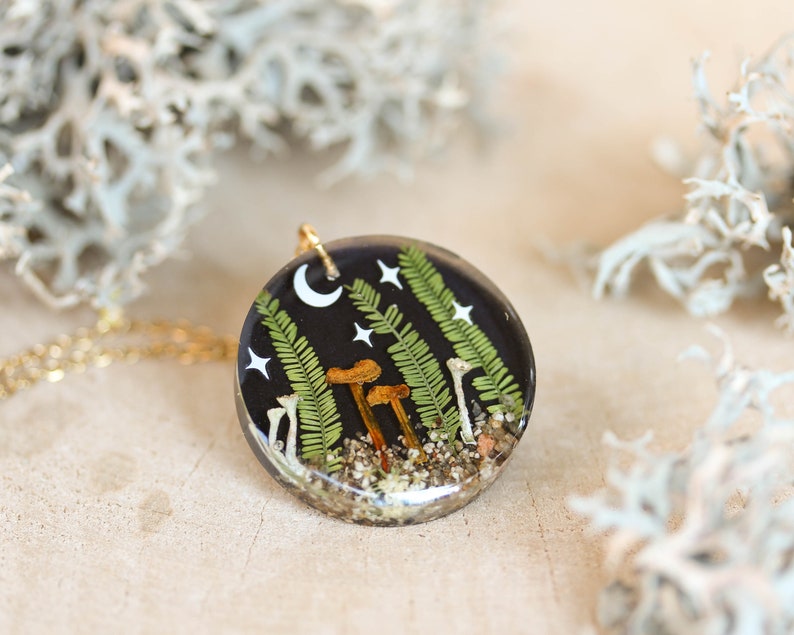 Forest necklace with real mushroom and leaf, Moon and star necklace, Nature lover jewelry, Mushroom terrarium necklace, Pixie cup lichen image 3
