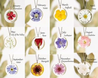 Résine de collier de fleurs de naissance, mois de naissance de collier de fleurs pressées, cadeaux d'anniversaire uniques pour les femmes, collier pendentif fleur personnalisé