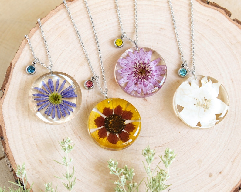 Birth flower necklace with birthstone, Pressed flower necklace, Birthday gifts for women friends, Floral charm necklace, Birth month jewelry image 4