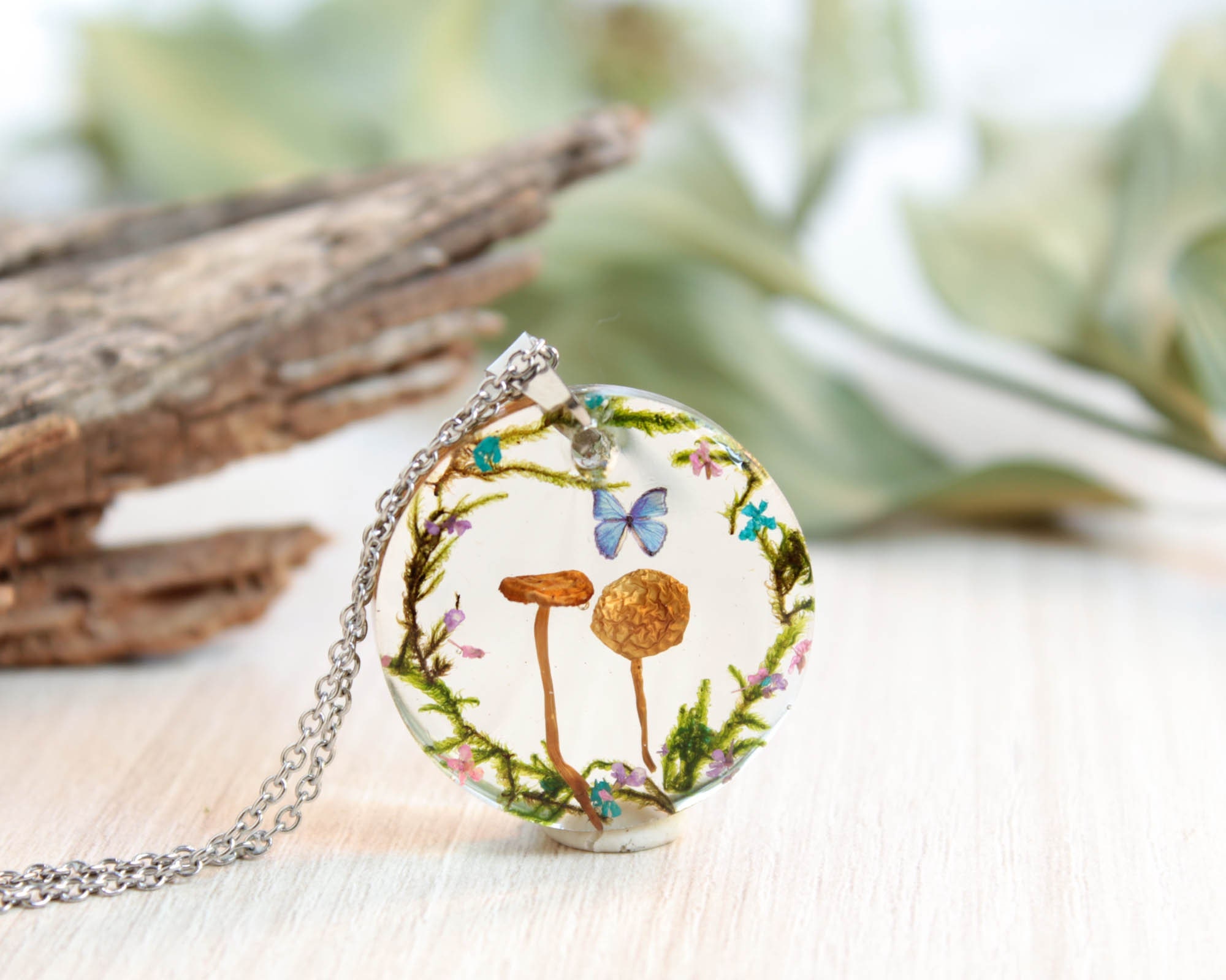 Jewelry Made By Me Resin Craft Flower Drop Pendant Mini Kit