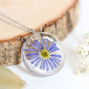 September birth flower necklace, Aster flower necklace, Dried flower resin jewelry, Birthday gifts for women friend, Purple flower necklace image 5