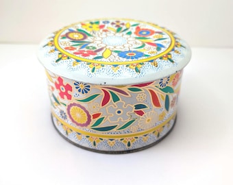 Daher Signed Tin: Floral White Motif (Small-Medium)