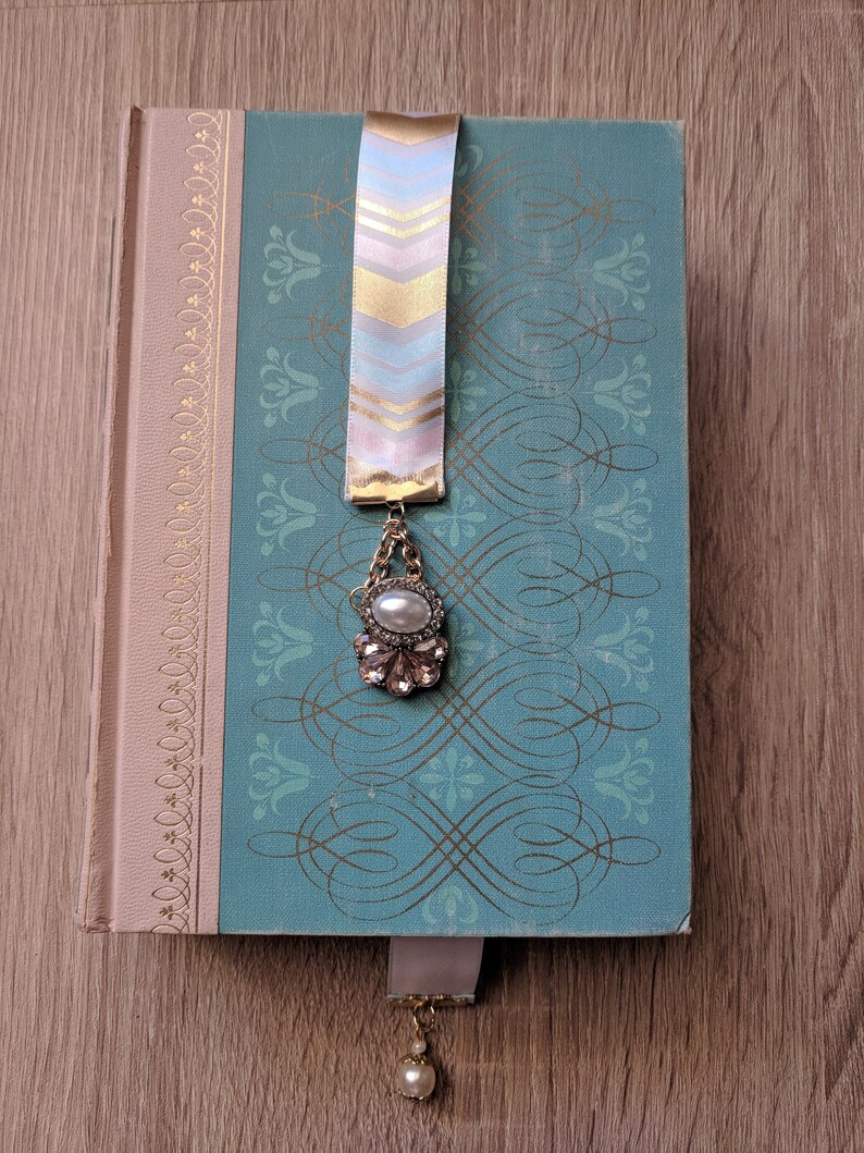 Round Bookmark Ribbon Ribbon Bookmark - Etsy