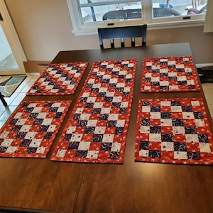 Quilted Fourth of July table runner and placemats,  stars and stripes, patriotic Americana holiday decor, handmade kitchen table setting,