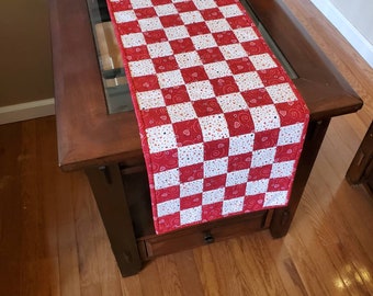 Valentine's day quilted table topper runner, red white hearts love table candle mat, handmade home decor, holiday candy, heart, linen 32x12