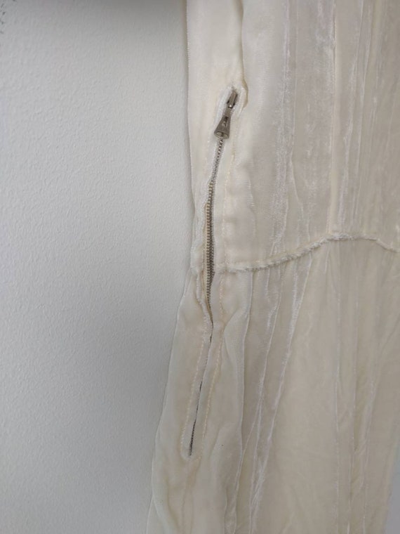 Silk velvet 1930s wedding gown - image 7
