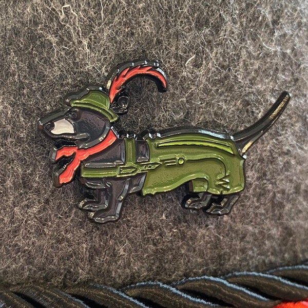 Dachshund Hard Enamel German Hat Pin