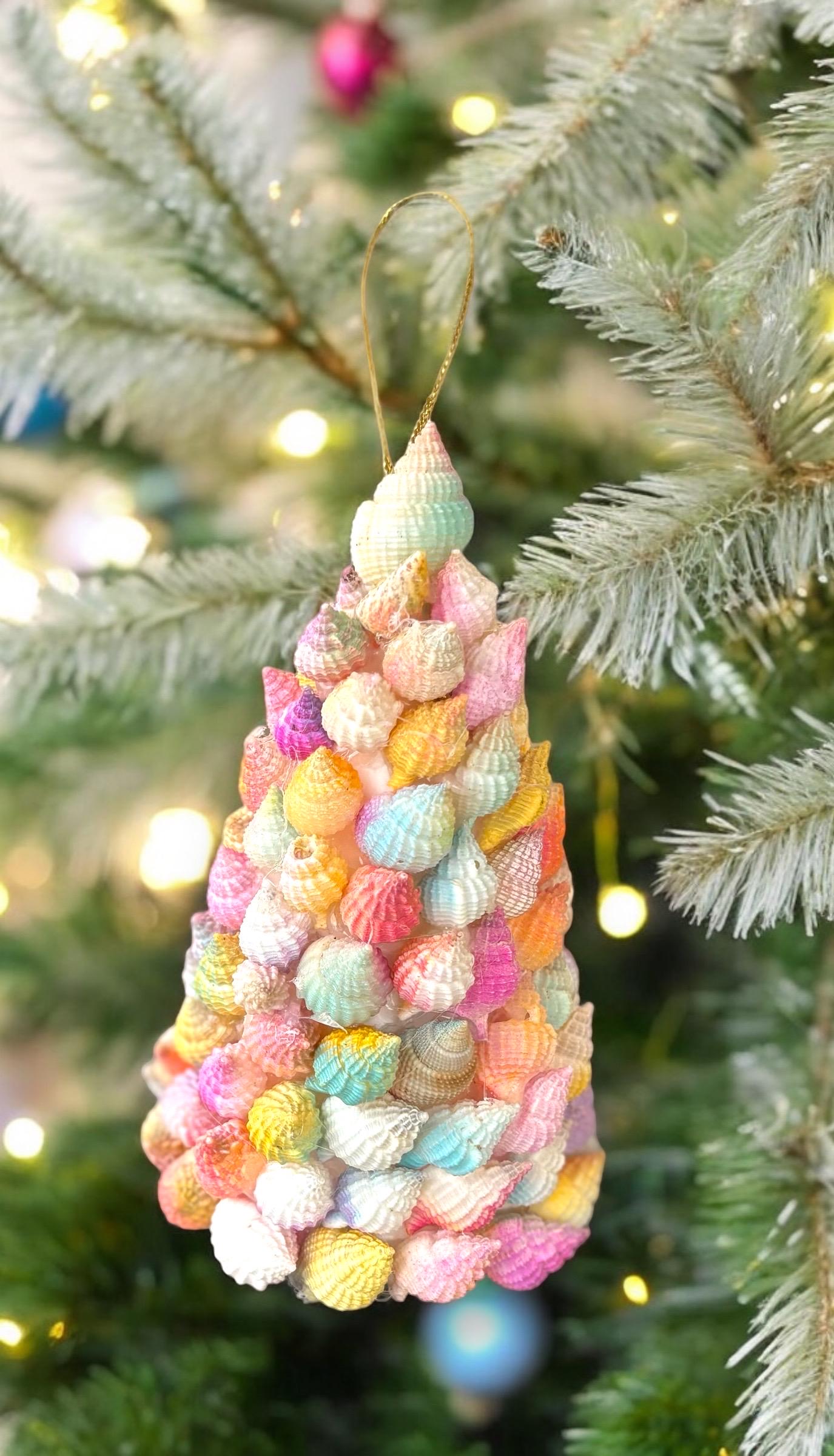 『Lively Grays' Christmas.*.*』シーグラスアート Lively Grays' Christmas.*.*』シーグラスアート