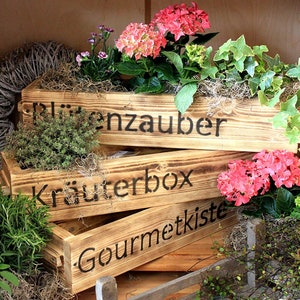 Blumenkasten aus Holz Geflammt mit Holz Griffen / Breite 50 - 90 cm / Tiefe 15 cm / mit Druck
