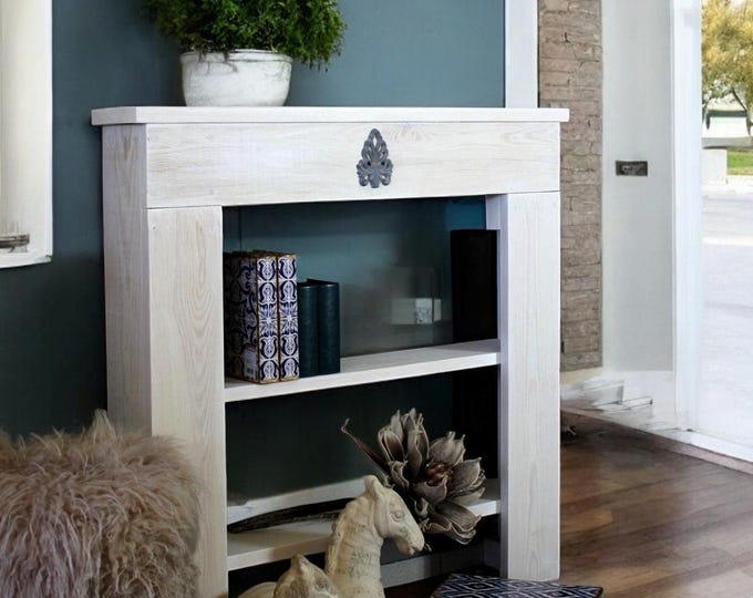High-quality fireplace shelf in white
