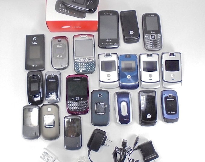 Mixed Lot of 21 Vintage Cell Phones Flip Phone Slide Razor Blackberry ...