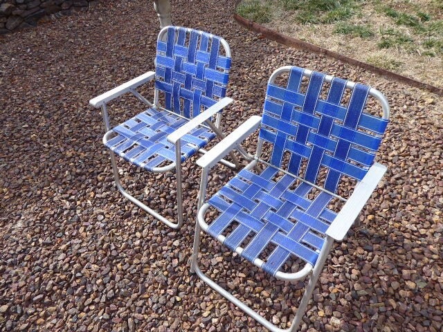 Chaise Pliante Vintage Enfant Aluminium Tissée - Couleurs Blanc Bleu Orange, Rétro, Bon état Occasion