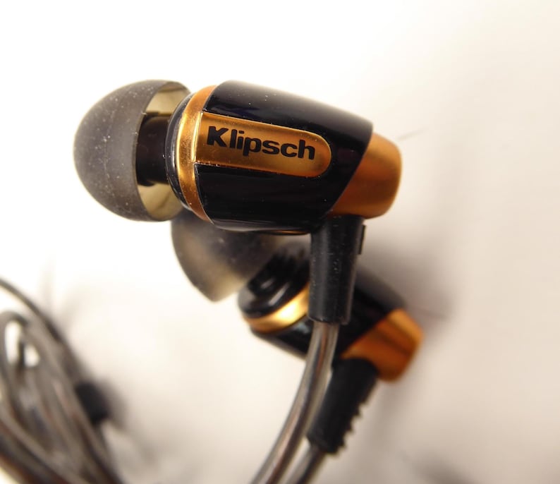 Sony Walkman WM-FX494 Kassettspelare AM-FM Väder med Klipsch-hörlurar och mjukt fodral bild 4