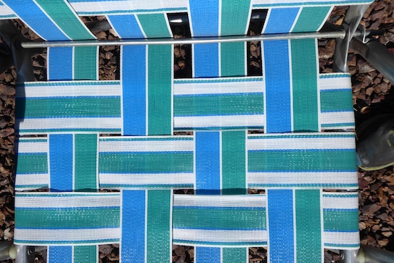 Vintage Sunbeam Folding Lawn Chair: Blue & White Aluminum Frame