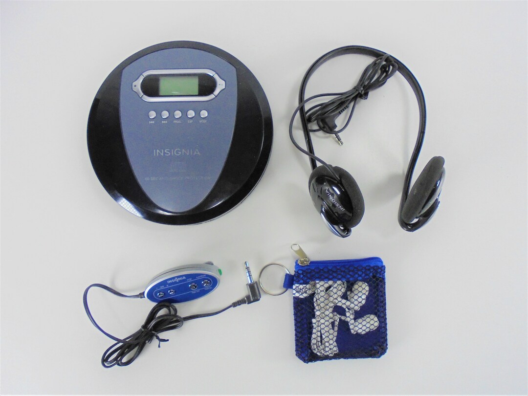 Insignia CD Player With Headphones and Earbuds Free Ship Etsy
