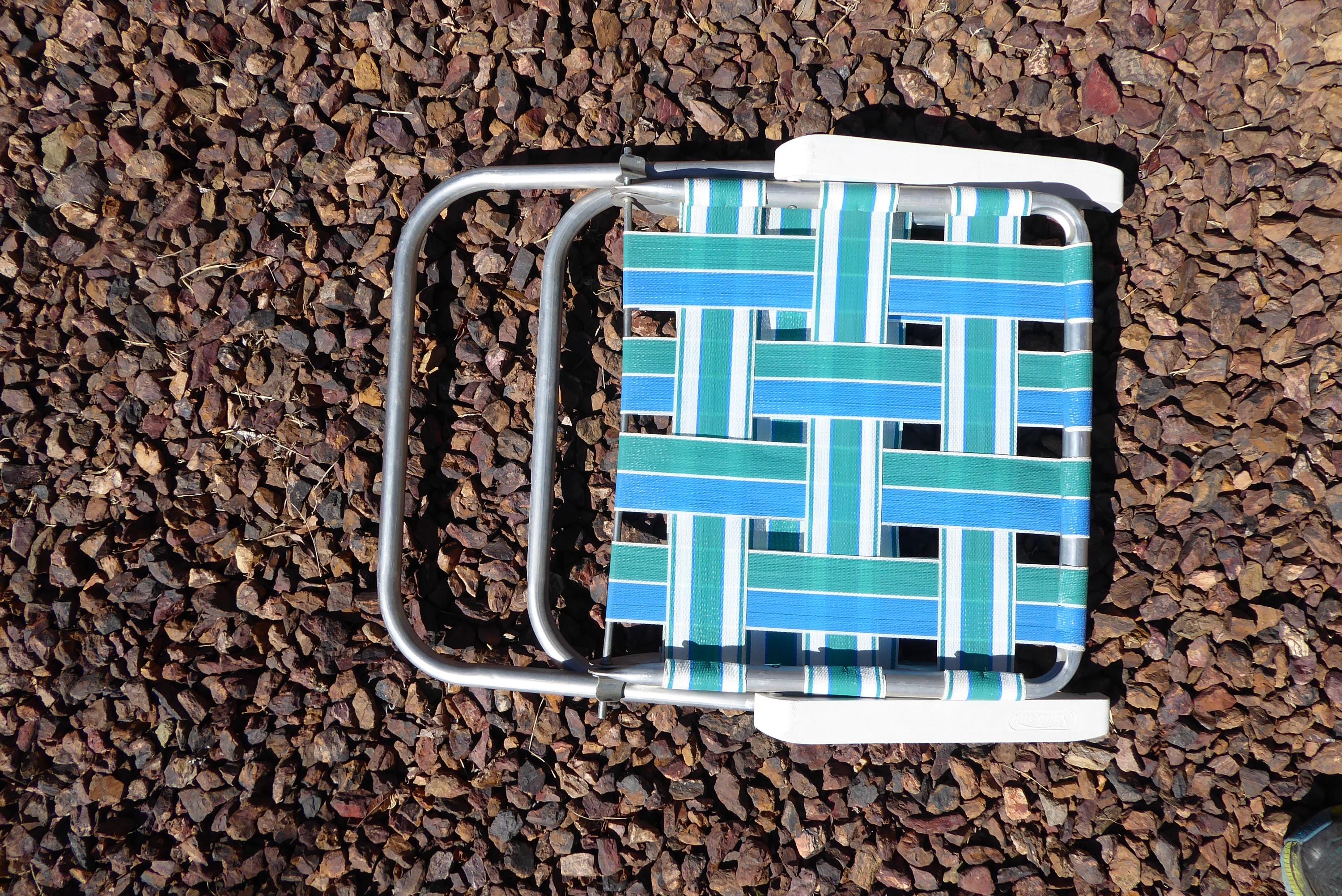 Vintage Sunbeam Folding Lawn Chair: Blue & White Aluminum Frame