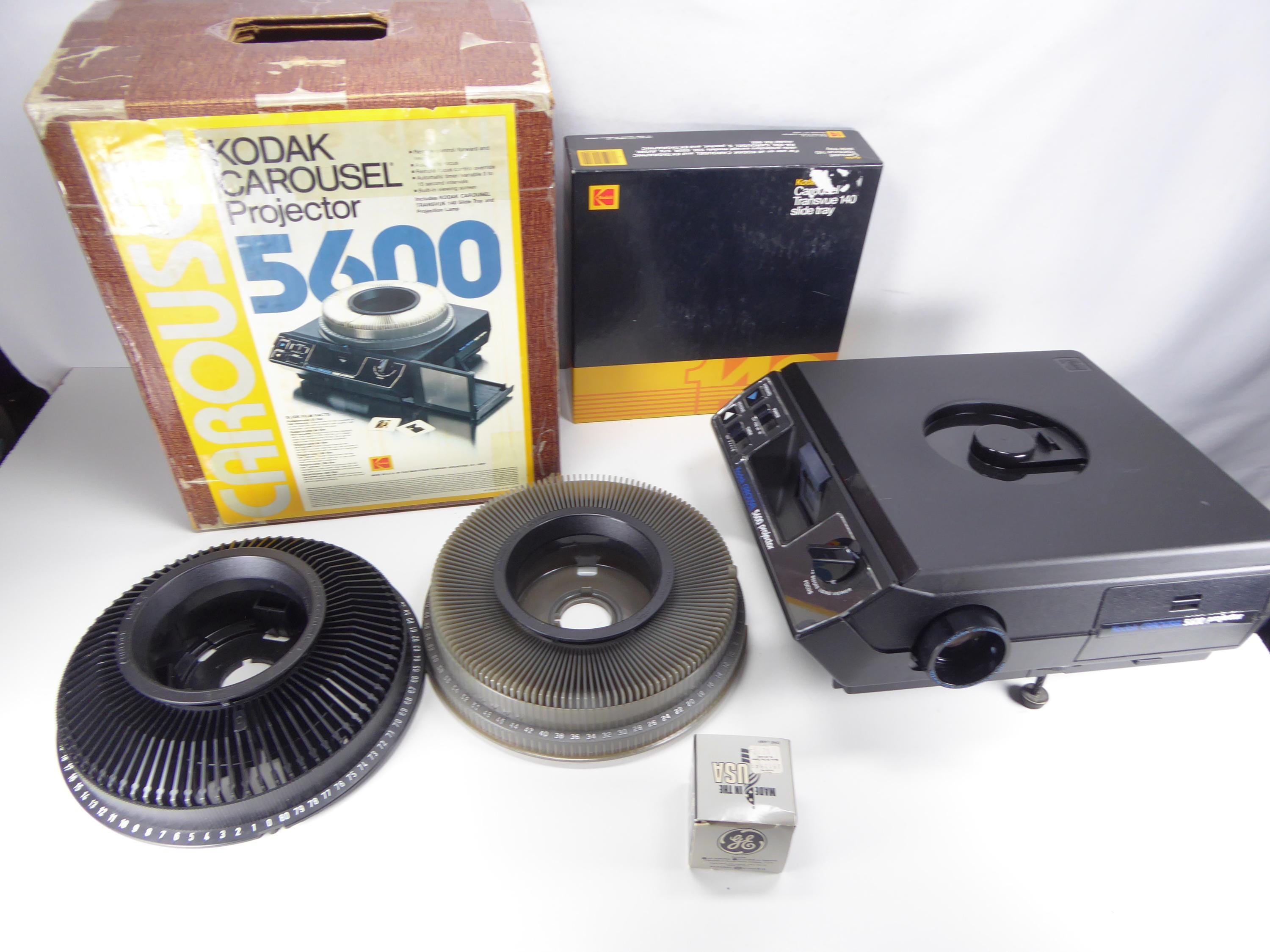 Projecteur De Diapositives Vintage ANJOU Des Années 60 - En état De Fonctionnement