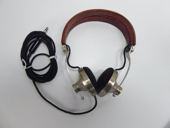 Pioneer SE-L40 Vintage Stereo Headphones Brass And Leather Pioneer SE-L40 Vintage Stereo Headphones Brass And Leather