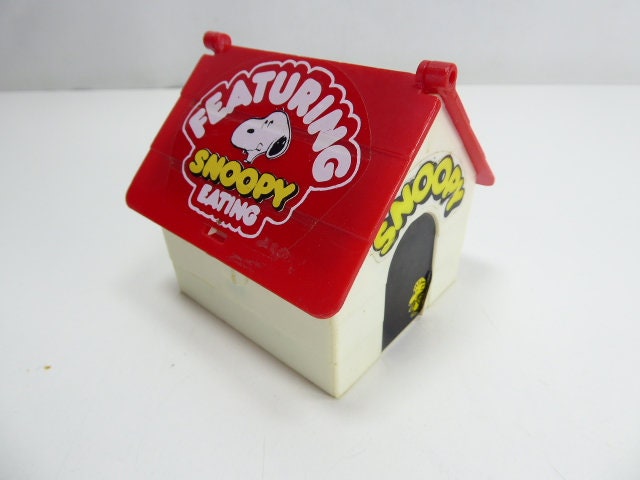 Aviva Snoopy Toy - Etsy