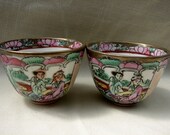Porcelain set pair em macau, handpainted, mugs, bowls, balls, Qianlong Nian Zhi. Late 19th century, early 20th century Qianlong mark