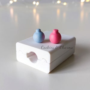 Rund julgranskulorna av polymerlera med matchande utstickare, fondantrulle en rad | verktyg för polymerlera, verktyg för pärltillverkning