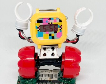 Recycled Tech Part Robot Sculpture – Computer Geek Desk Accessory: Tick Tock 2.0