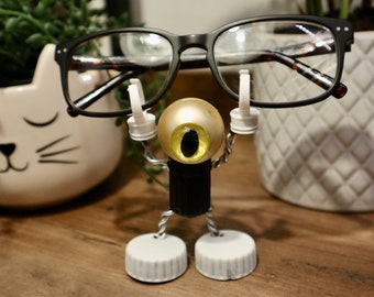 Recycled Tech Robot Sculpture – Steampunk Desk Accessory, Geek Gift: Cat Eye 2.0