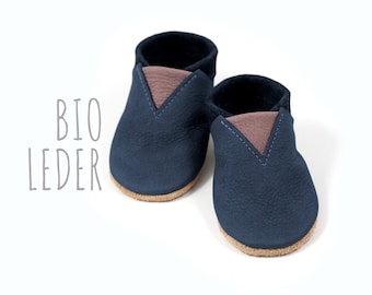 Bio Leder Krabbelschuhe minifußBio892, Hausschuhe für Kleinkinder, Babyschuhe aus weichem, pflanzlich gegerbtem Leder für süße Minifüßchen.