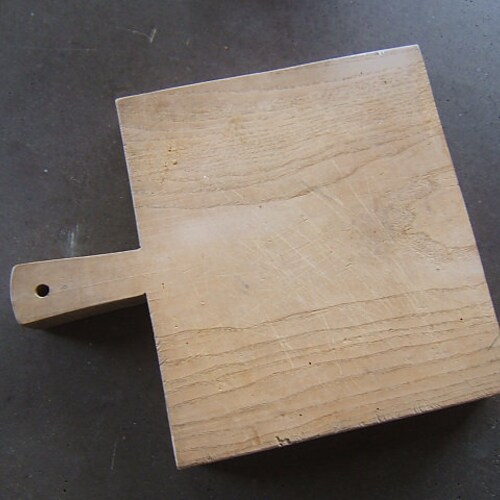 Antique Small WOODEN French CUTTING BOARD Folk Primitive shops Art