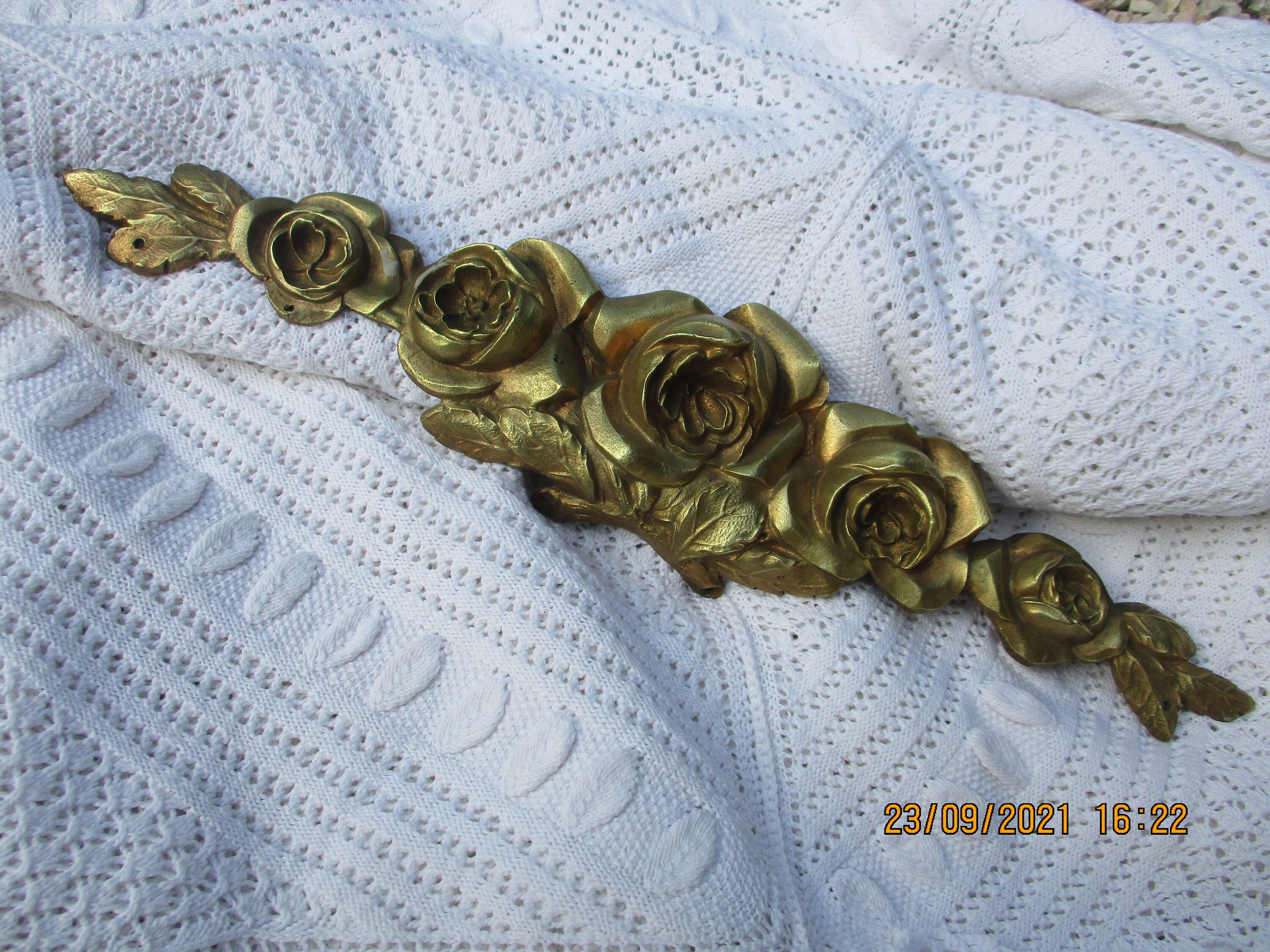 Antique Français Gilded Bronze Pediment Roses Garland Architectural Salvage 19Th