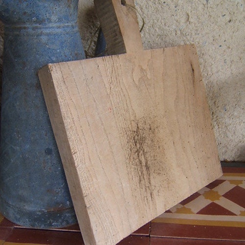 Antique Small WOODEN French CUTTING BOARD Folk Primitive shops Art