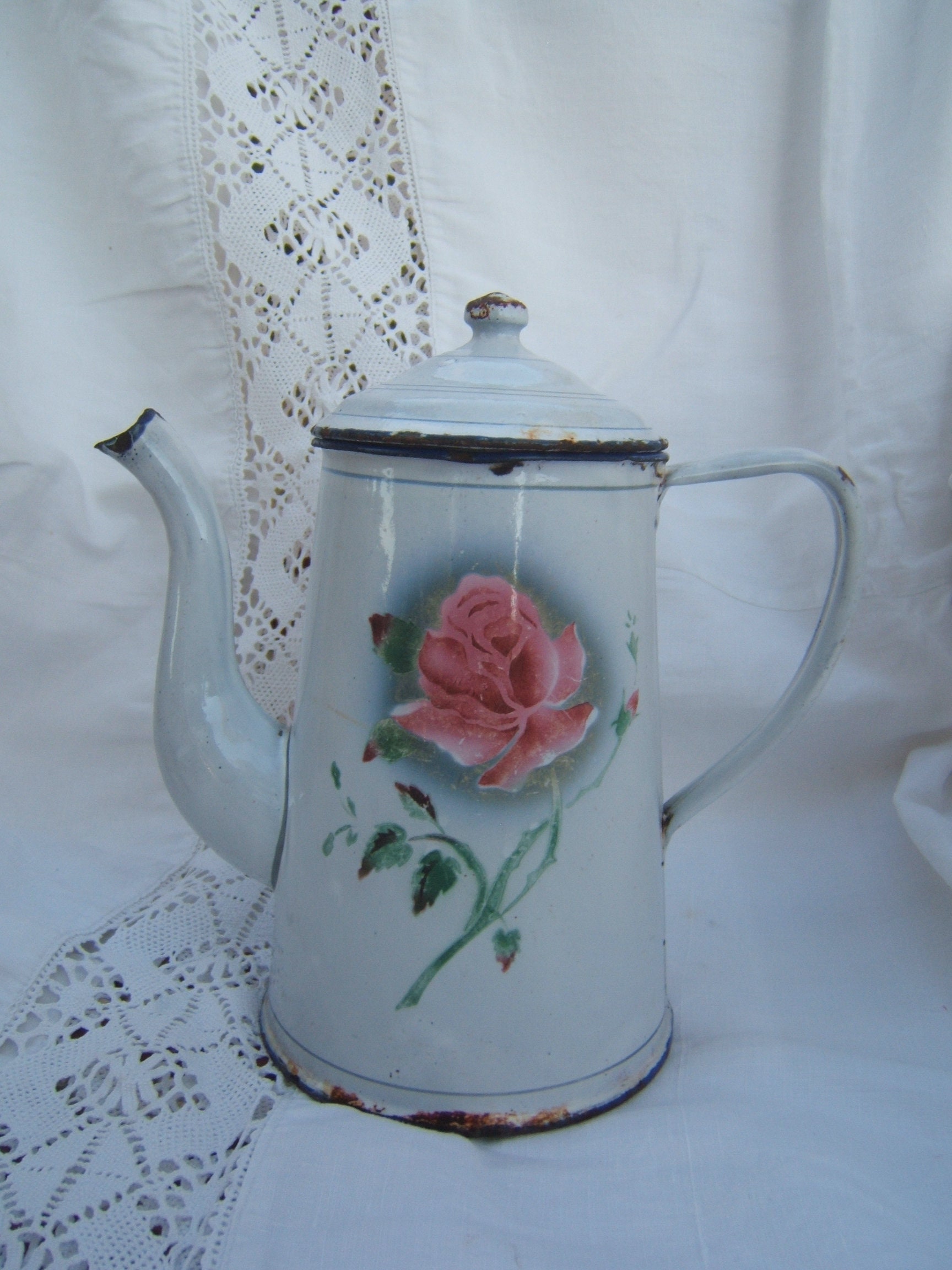 Français Enamelware Coffee Pot Big Rose Design