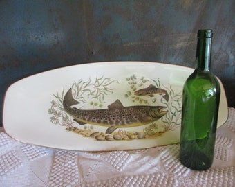 very Large French Vintage FISH DISH manufactory GIEN Mid Last century.