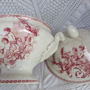Rare and Exceptional Antique french SOUP TUREEN from Vieillard Johnston BORDEAUX dating from 1840
