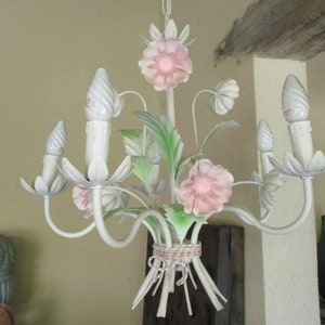 Stunning Vintage Toleware Shabby Chic French / Italian CHANDELIER TOLE painted with pink FLOWERS 5 Light 1960