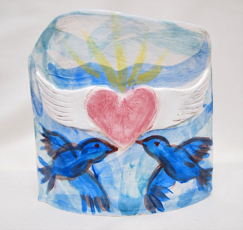 Flying heart ceramic vase