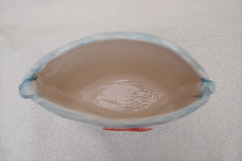 Flying heart ceramic vase