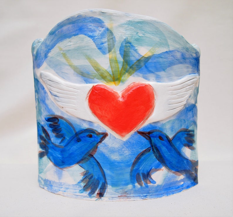 Flying heart ceramic vase