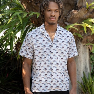 Hawaiian Shirt Turtles image 1