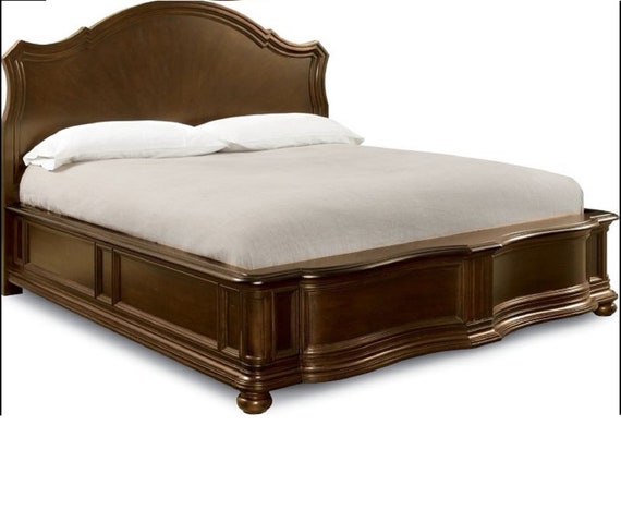 Drexel Heritage Furniture Viage Isabella King Panel Bed