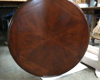 Vanguard Furniture Satinwood / Cherry 26" Round Table Top