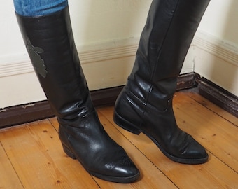 Original 1980er Jahre Stiefel, Vintage Stiefel Frauen, Original 80er Stiefel, flache Vintage-Stiefel, schwarze kniehohe Stiefel