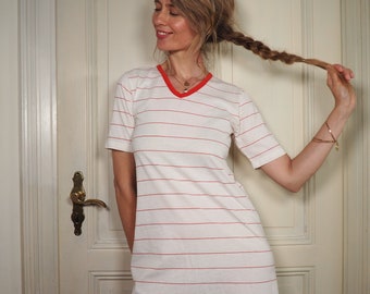 Vintage tennis dress, t-shirt dress, tennis dress, sports dress, white tennis dress, dress with stripes, 90s mini dress, athletic dress