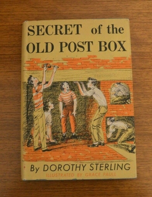 Secret of the Old Post Box // Dorthy Sterling // Grace Paul // 1961 // Book // Mid-Century