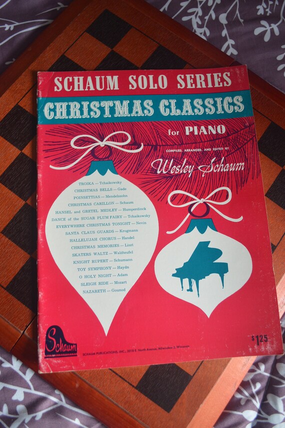 Schaum's Christmas Solos Piano Songbook Level One 