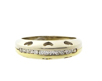 Gold ring with hearts and Diamonds 14 KRT