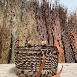 Benchoona Willow Bicycle Basket with caramel leather buckles and shoulder strap w/gold hardware Lifetime gift 100% Natural image 8