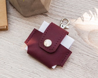Leather airpod case,Personalized airpod case,Headphones case,Airpod case keychain,Airpod pro case leather,Earphone case leather