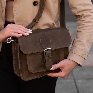 Petit sac marron, sac cartable marron, sac marron à bandoulière, petit sac à bandoulière pour femme, petit sac cartable, petit sac à bandoulière pour femme