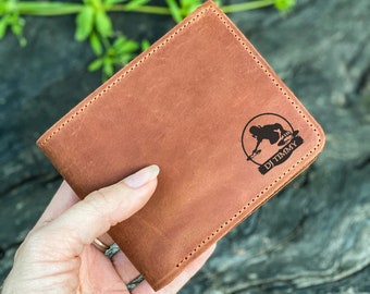 Cartera de cuero para hombre personalizada, regalos de DJ para él, regalo para DJ, billetera grabada para DJ, billetera personalizada para hombre, billetera de cuero plegable para hombre